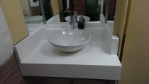 Altın Şiş Wc Lavabo Akrilik Tezgah